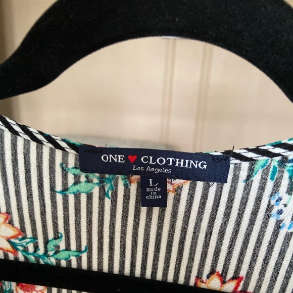 White and black stripes, floral and birds! - Picture 2 of 2